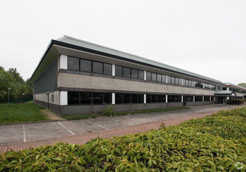 4 Pagoda Park, Swindon à louer - Photo de l’immeuble – Image 2 sur 4