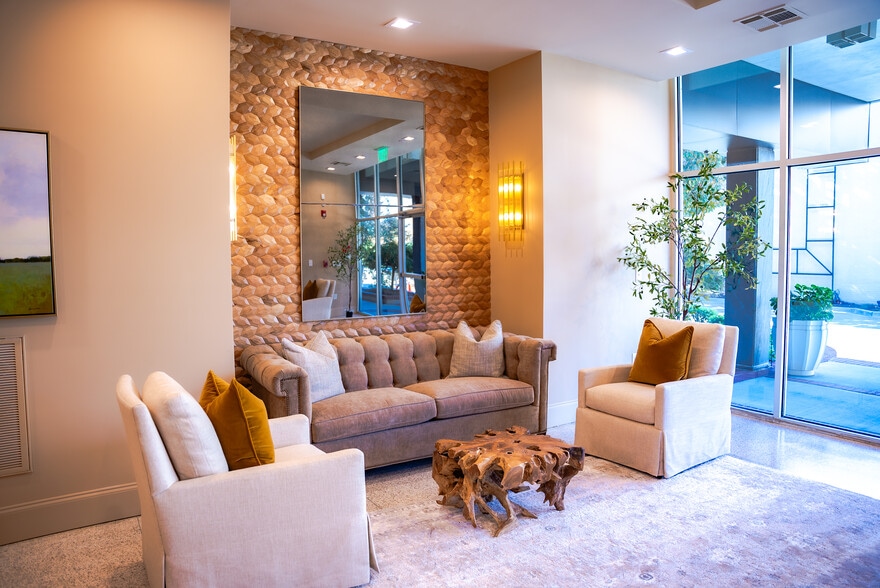 104 Maxwell Ave, Greenwood, SC à louer - Hall d’entrée – Image 2 sur 13