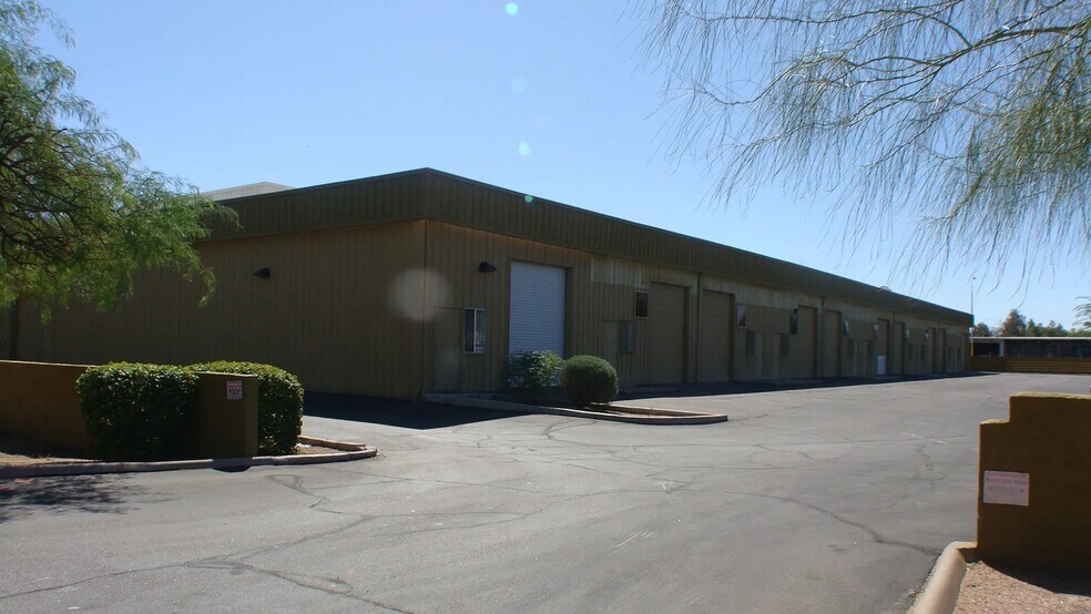 1985 E 5th St, Tempe, AZ à louer - Photo de l’immeuble – Image 1 sur 5