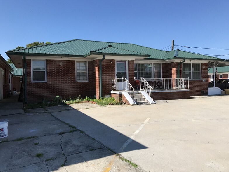70 Felton Dr, Toccoa, GA à vendre - Photo principale – Image 1 sur 5