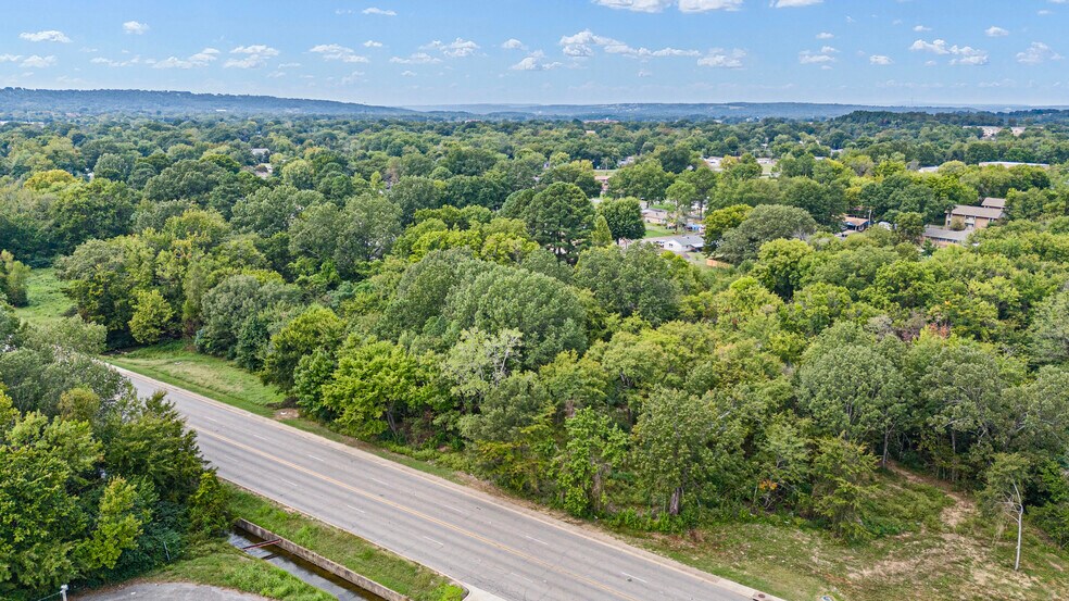 000 Parkway, Russellville, AR à vendre - Photo de l’immeuble – Image 3 sur 6