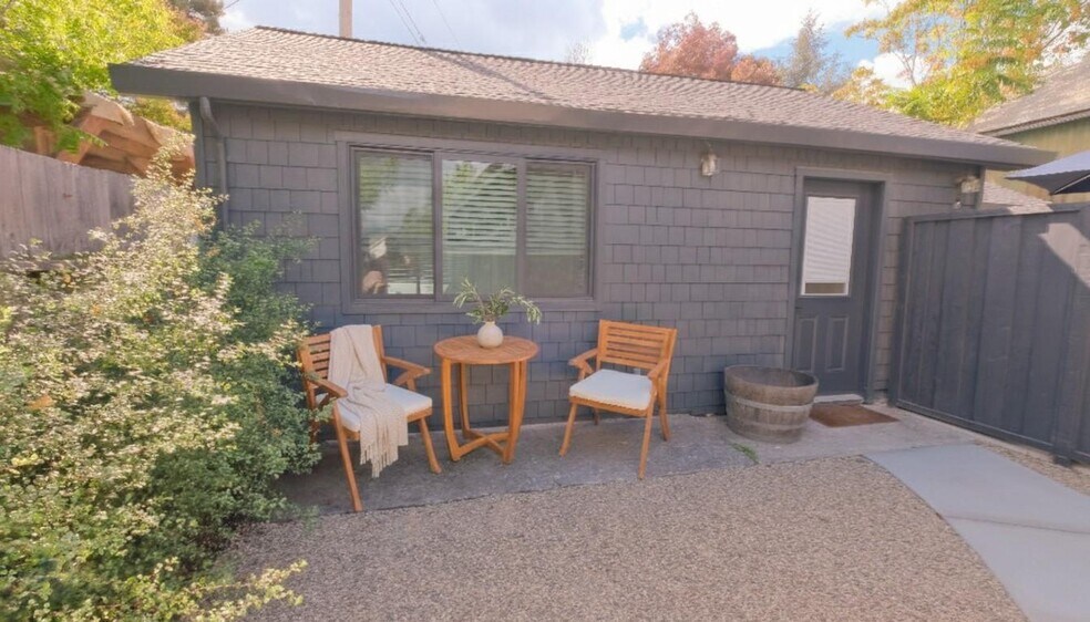 1433 Oak Ave, Saint Helena, CA à vendre - Photo de l’immeuble – Image 3 sur 3