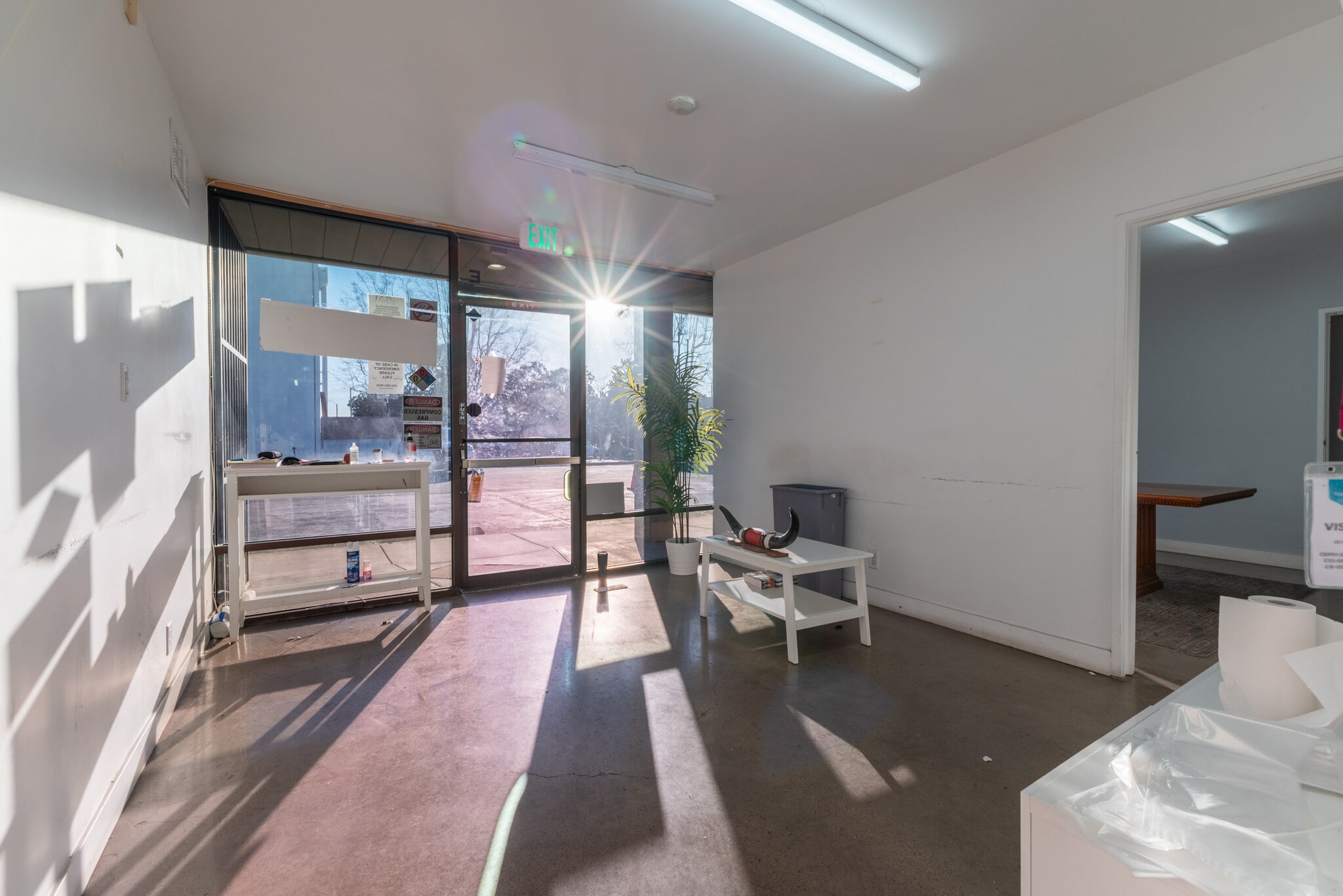 3520 Cadillac Ave, Costa Mesa, CA à louer Photo intérieure– Image 1 sur 14