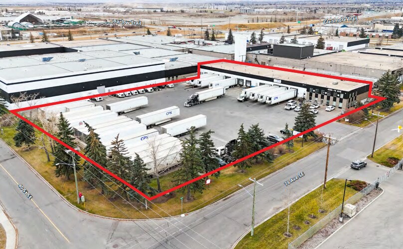 4055 78 Av SE, Calgary, AB à louer Photo principale– Image 1 sur 2