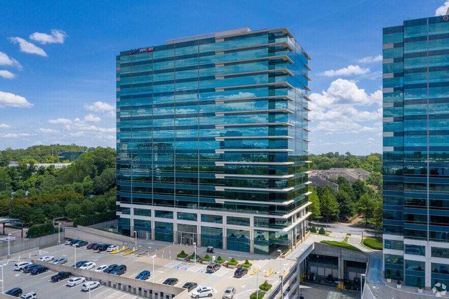 1001 Summit Blvd, Atlanta, GA à louer - Photo de l’immeuble – Image 3 sur 49