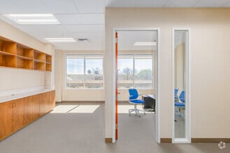 1100 Main St, Woodland, CA à louer Photo intérieure– Image 2 sur 5