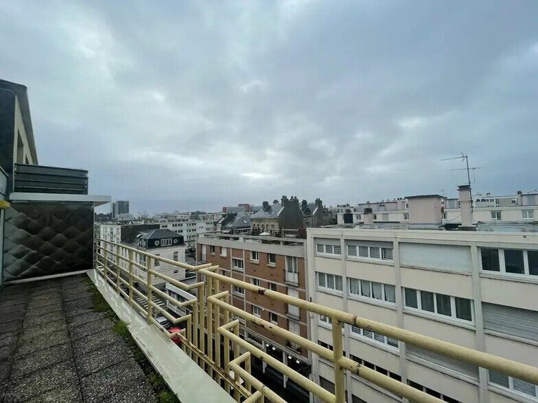 Bureau dans Le Havre à vendre - Photo de l’immeuble – Image 3 sur 6