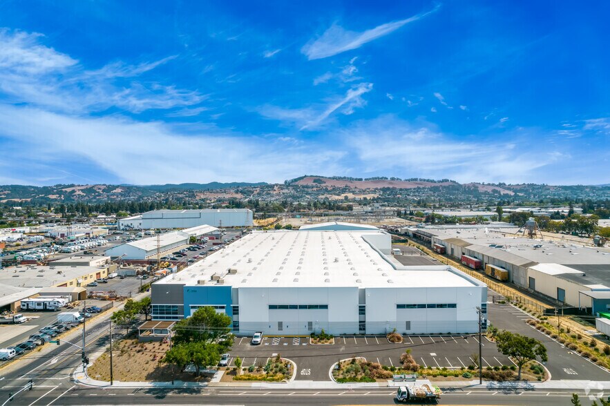2756 Alvarado St, San Leandro, CA à louer - Aérien – Image 2 sur 4