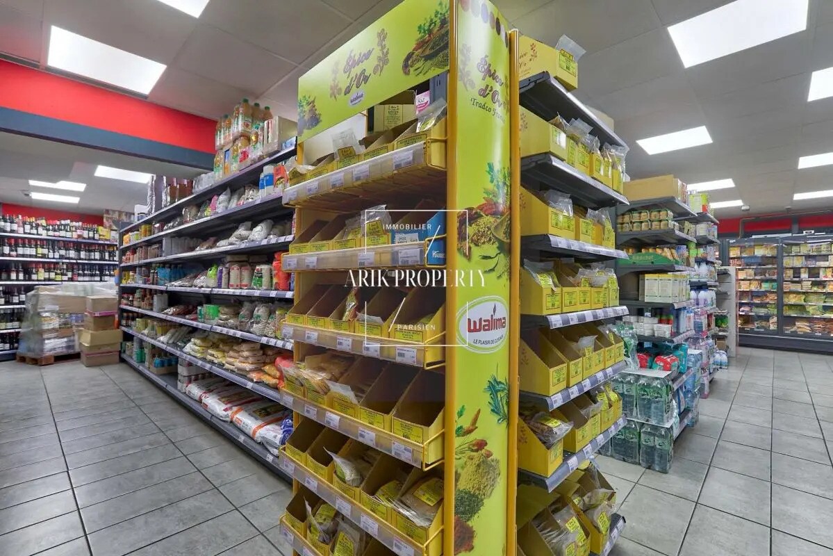 Local commercial dans Montreuil à vendre Photo de l’immeuble– Image 1 sur 4