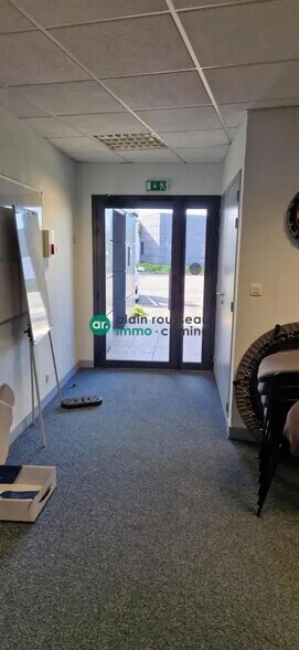 Bureau dans Cholet à louer - Photo de l’immeuble – Image 1 sur 10