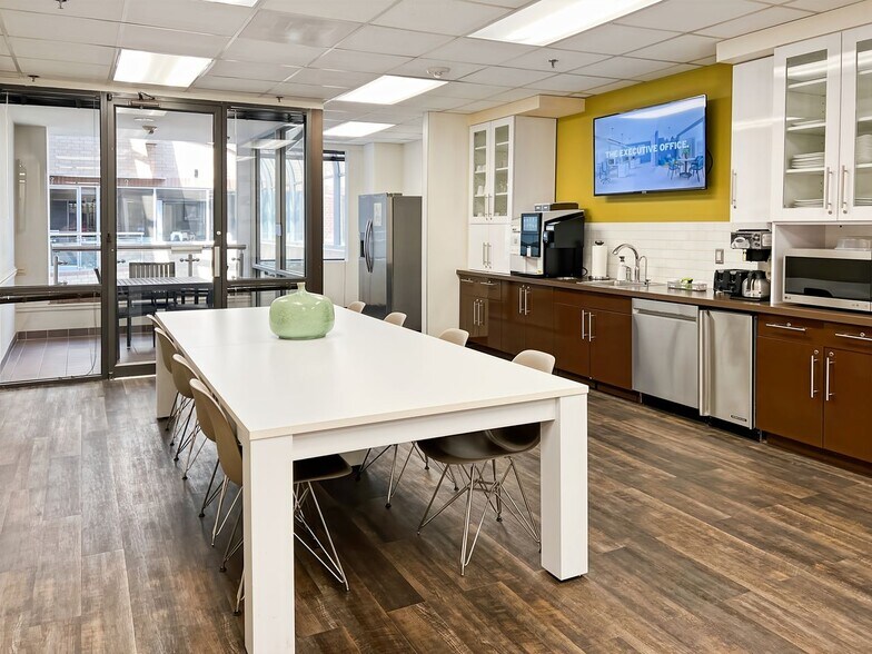 100 West Rd, Towson, MD à louer - Photo intérieure – Image 3 sur 20