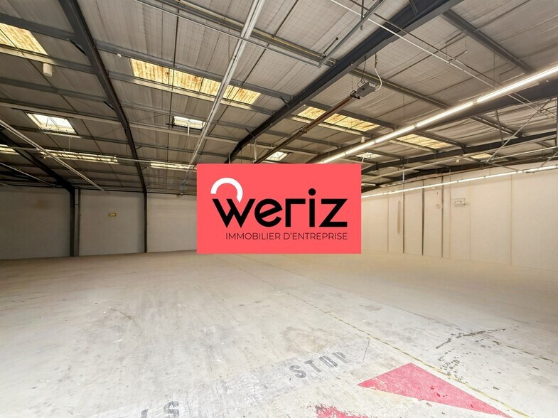 Industriel/Logistique dans Aix-en-Provence à louer - Photo de l’immeuble – Image 3 sur 11