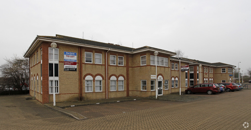 1-2 Lancaster Way, Huntingdon à louer - Photo de l’immeuble – Image 2 sur 2