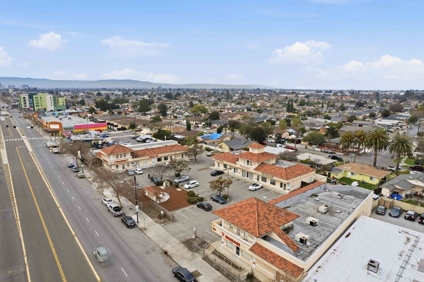 1863 Alum Rock Ave, San Jose, CA 95116 - Lot B & C -  - Photo intérieure - Image 1 of 1