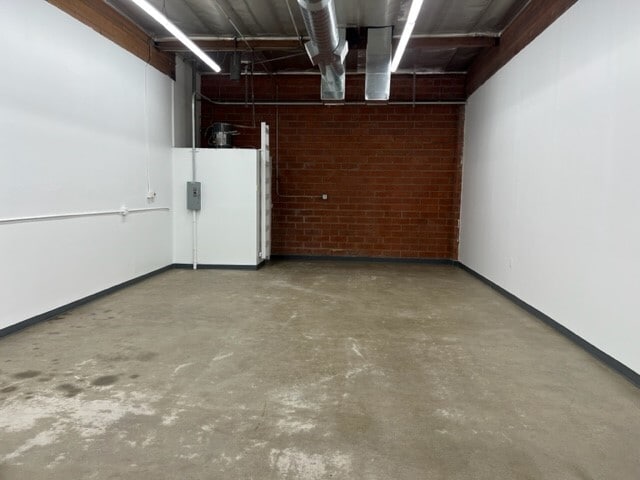 7411 Laurel Canyon Blvd, North Hollywood, CA à louer Photo de l’immeuble– Image 1 sur 9