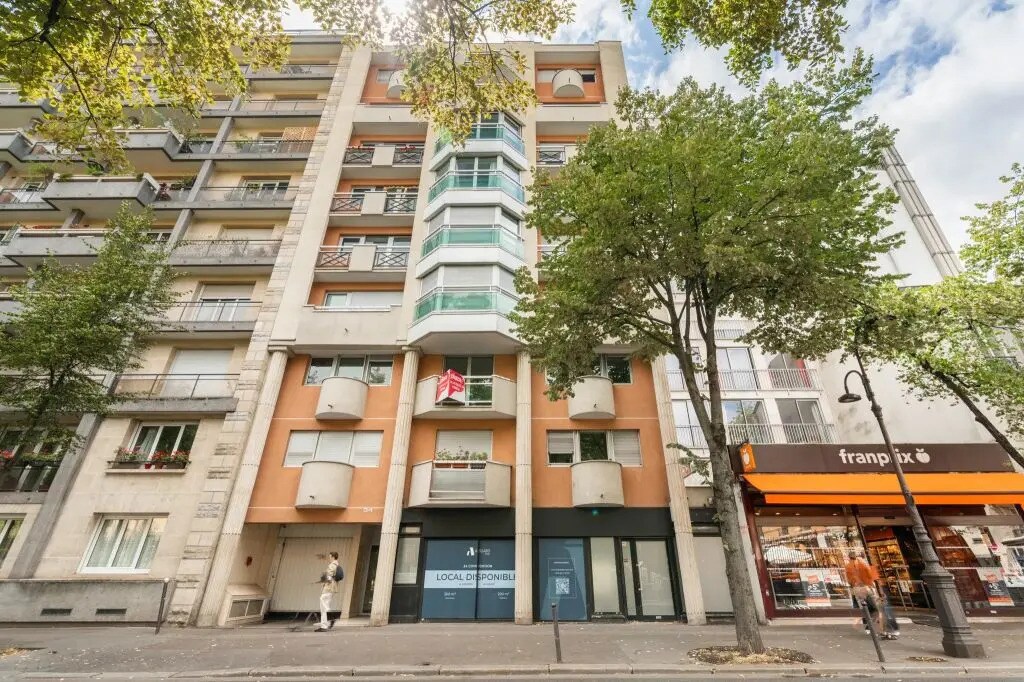 34 Rue De La Convention, Paris à vendre Photo de l’immeuble– Image 1 sur 9
