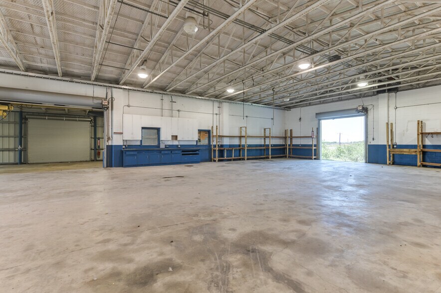 464 & 56 Fisher Rd, Port Lavaca, TX à vendre - Photo de l’immeuble – Image 3 sur 27