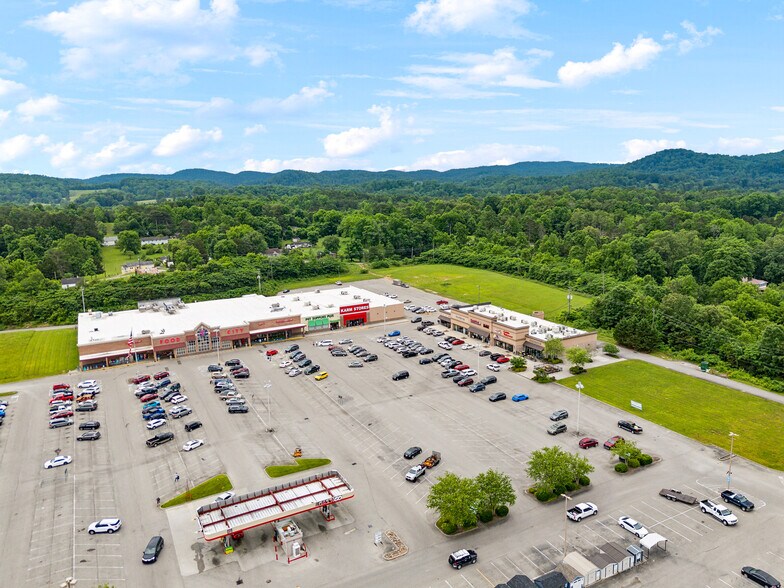 Chapman Hwy, Knoxville, TN à louer - Photo de l’immeuble – Image 2 sur 11