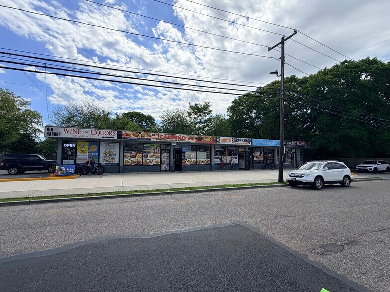 1225-1235 Grundy Ave, Holbrook, NY à vendre - Photo de l’immeuble – Image 2 sur 5