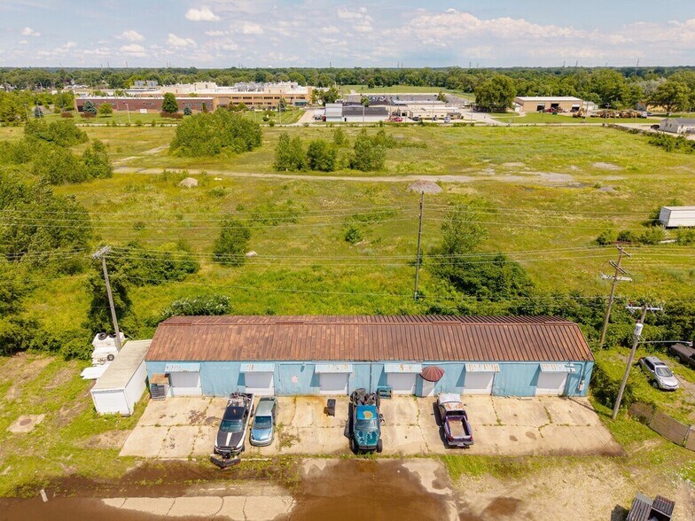 432 S Byrkit Ave, Mishawaka, IN à vendre - Photo de l’immeuble – Image 2 sur 5