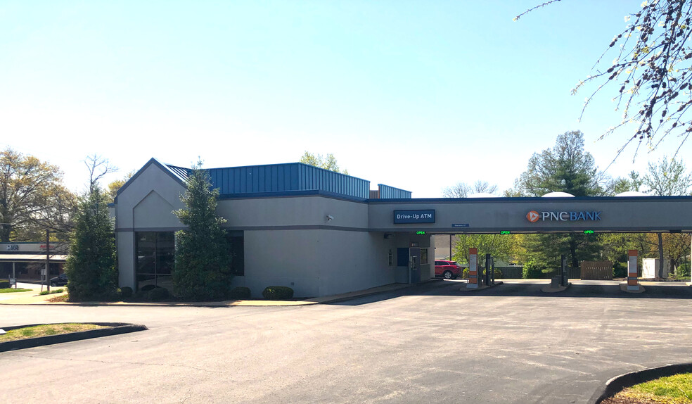 12100 Manchester Rd, Des Peres, MO à vendre - Photo de l’immeuble – Image 2 sur 9