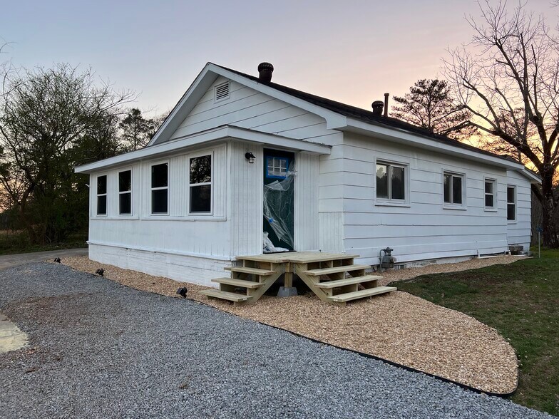 240 Boyd St, Holly Springs, GA à louer - Photo de l’immeuble – Image 2 sur 12