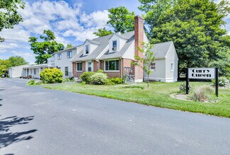 Plus de détails pour 93 Elm St, Old Saybrook, CT - Local commercial à vendre