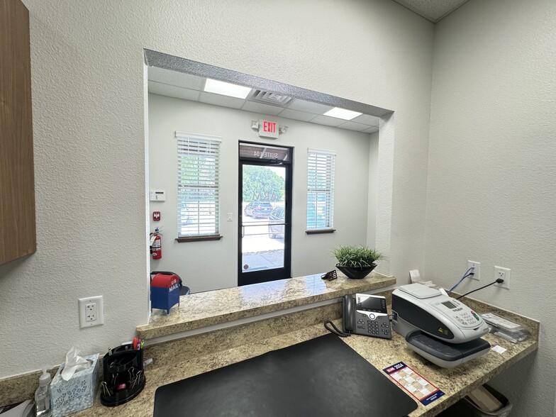 1011 Surrey Ln, Flower Mound, TX à louer - Photo intérieure – Image 3 sur 13