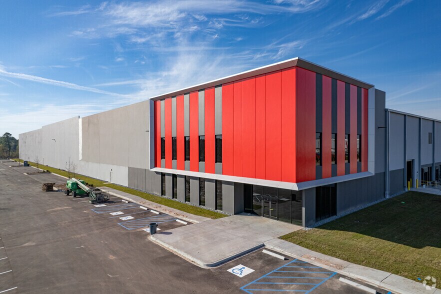 2008 Interstate Centre Blvd, Ellabell, GA à louer - Photo de l’immeuble – Image 1 sur 3
