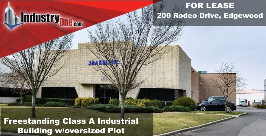 200 Rodeo Dr, Edgewood, NY à louer Photo de l’immeuble– Image 1 sur 2