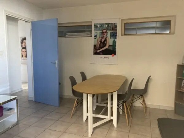 Local d'activités dans Perpignan à vendre - Photo de l’immeuble – Image 1 sur 4