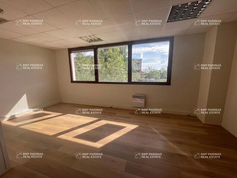 Bureau dans Rennes à vendre - Photo de l’immeuble – Image 3 sur 9