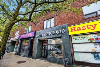 Plus de détails pour 1611 Bloor St W, Toronto, ON - Local commercial à vendre