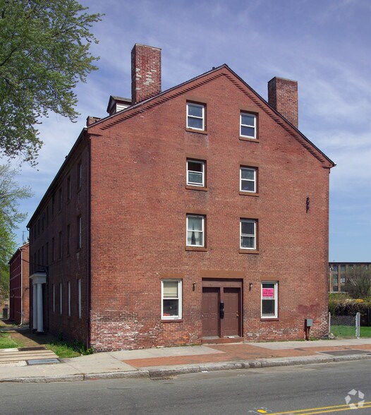 157-159 Exchange St, Chicopee, MA à vendre - Photo de l’immeuble – Image 3 sur 3