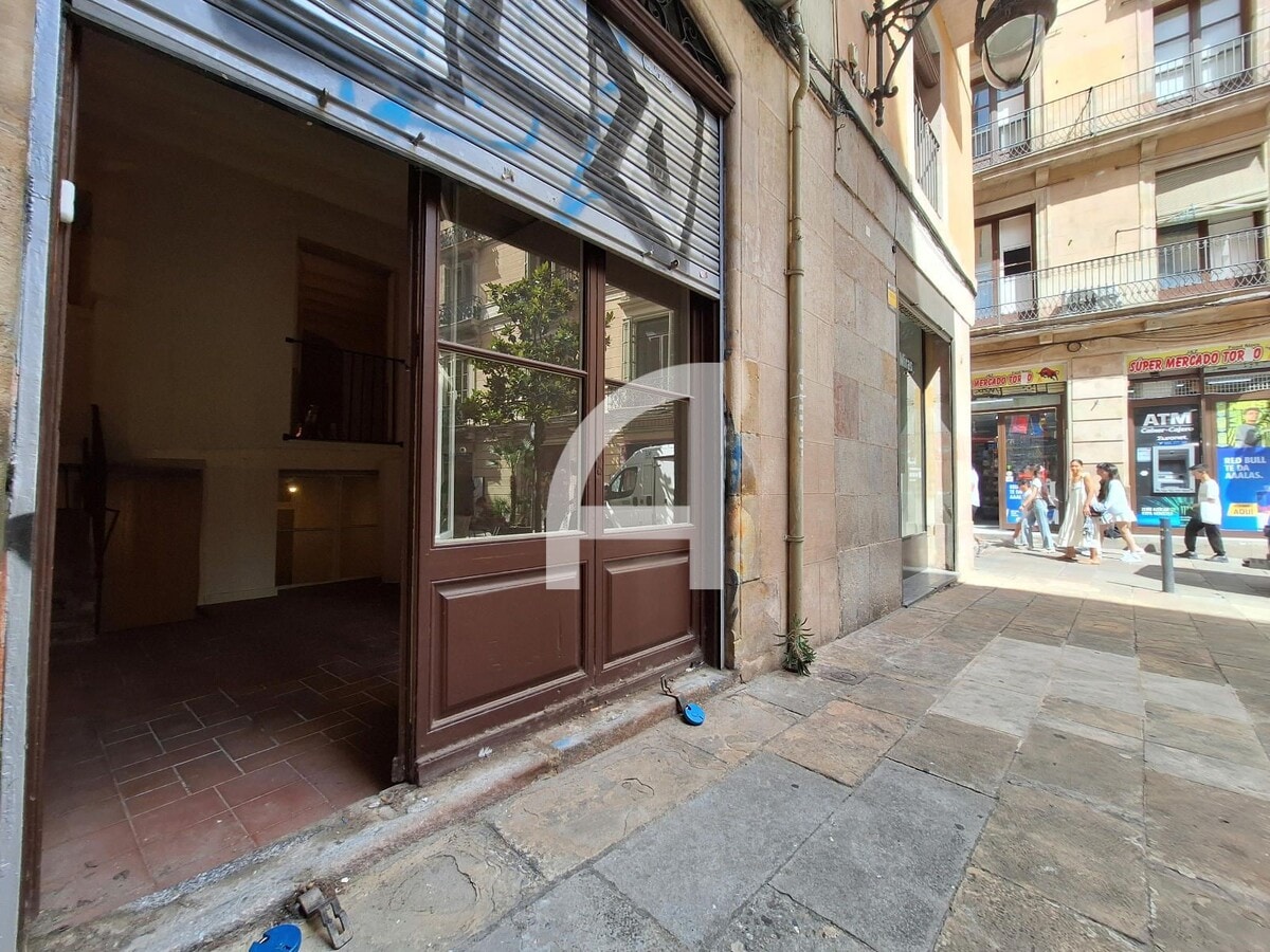 Barcelone, BAR 08002 - Lot Pt01 - - Photo intérieure - Image 1 of 31