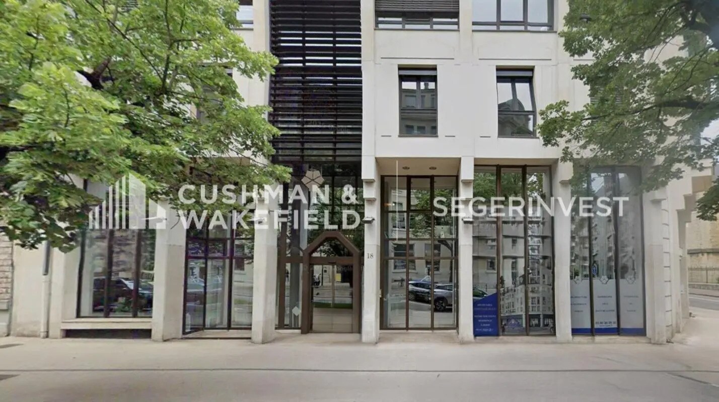 Bureau dans Dijon à louer Photo principale– Image 1 sur 9