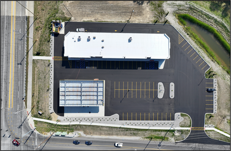 1345 W Hamilton Rd S, Fort Wayne, IN à louer - Photo de l’immeuble – Image 2 sur 2