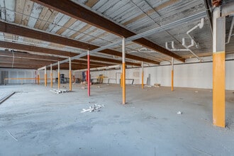 1601 S Holtzclaw Ave, Chattanooga, TN à vendre Photo intérieure– Image 2 sur 2