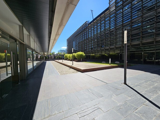 View Photo