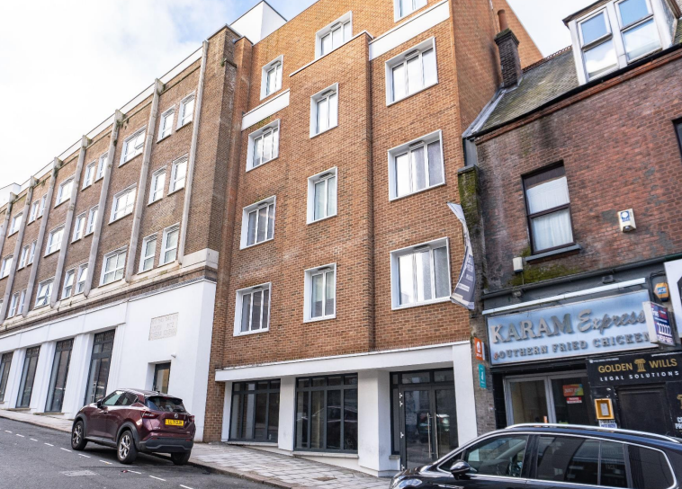 22-42 Gordon St, Luton à louer - Photo de l’immeuble – Image 1 sur 3
