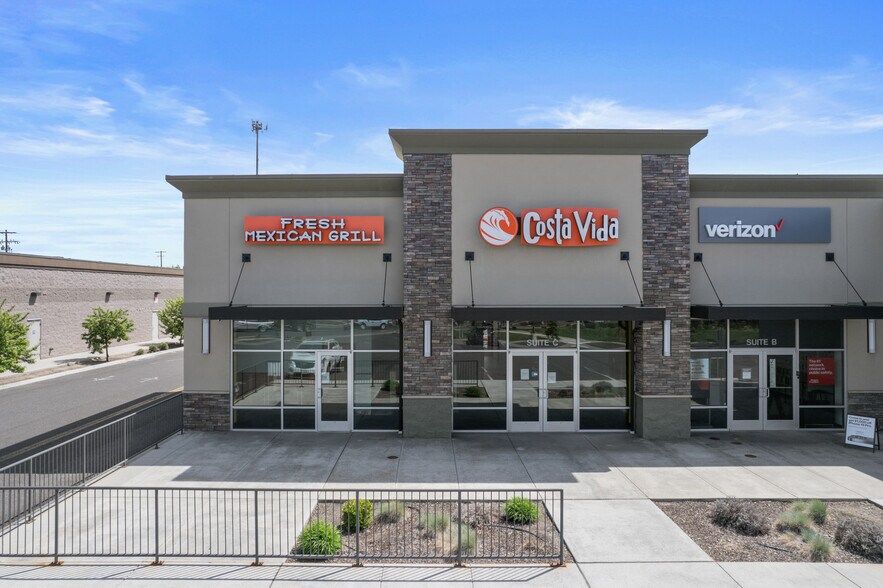 9412 N Newport Hwy, Spokane, WA à louer - Photo de l’immeuble – Image 3 sur 9