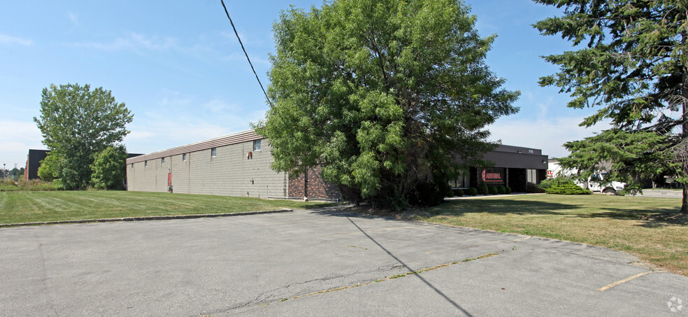 770 Mckay Rd, Pickering, ON à vendre - Photo principale – Image 1 sur 2