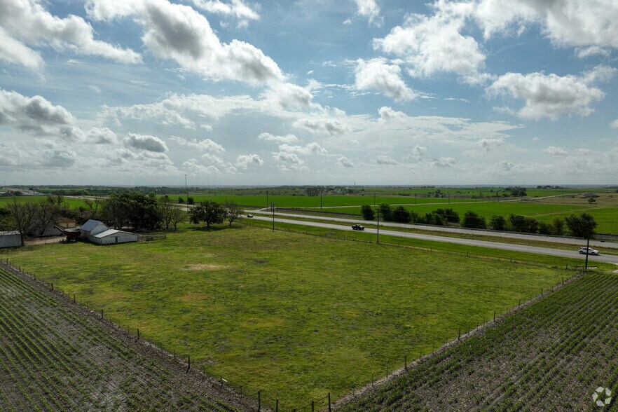 21813 US-79 Hwy, Taylor, TX à louer - Aérien – Image 3 sur 5