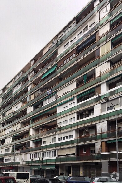 Calle Rioja, 97, Leganés, Madrid à vendre - Photo de l’immeuble – Image 2 sur 2
