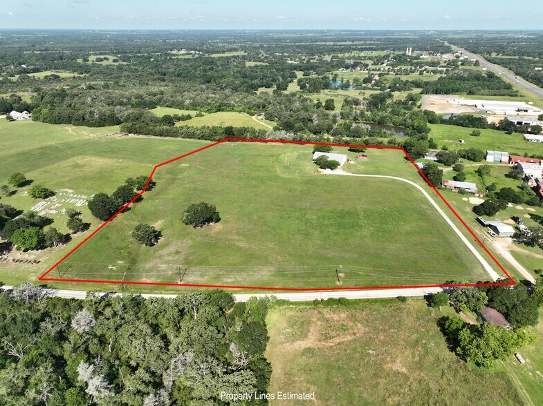 126 S Berlin Rd, Brenham, TX à vendre - Photo de l’immeuble – Image 2 sur 30