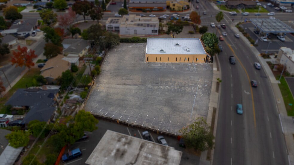 6006 N El Dorado St, Stockton, CA à vendre - Photo de l’immeuble – Image 3 sur 64