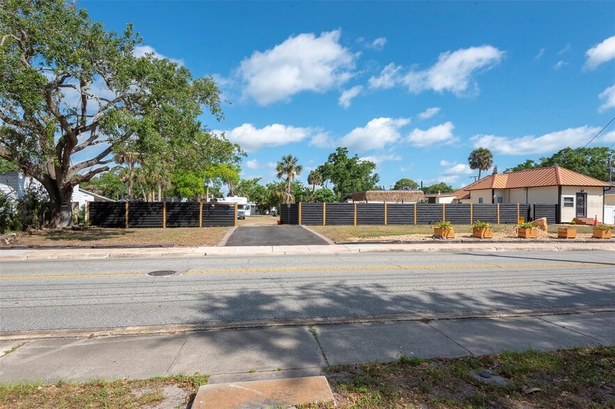 403 Herbert St, Port Orange, FL à vendre - Photo de l’immeuble – Image 3 sur 42