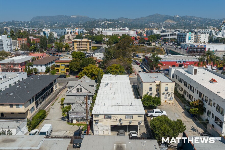 5522 Lexington Ave, Los Angeles, CA à vendre - Photo de l’immeuble – Image 3 sur 5