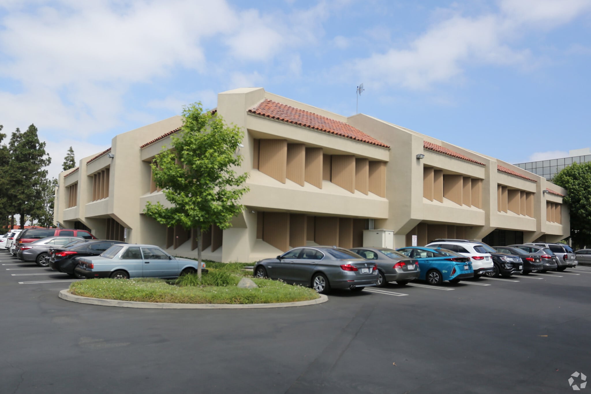 13030 Euclid St, Garden Grove, CA à vendre Photo principale– Image 1 sur 3