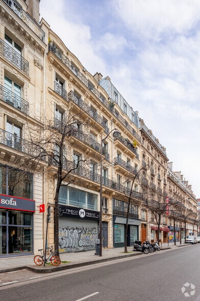 35 Rue De Turbigo, Paris à louer - Photo de l’immeuble – Image 2 sur 3